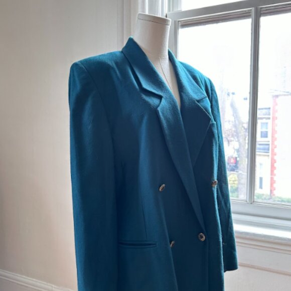 The Fairview Double-Breasted Blazer - Picture 2 of 3